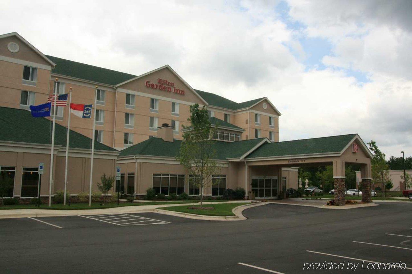 Hilton Garden Inn Raleigh Capital Blvd I-540 Exterior foto